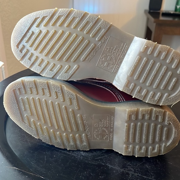 Dr. Martens Air Wair 1460 - Picture 4 of 8